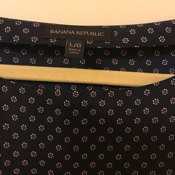 Banana Republic Wide Neck Blouse - Picture 4 of 4